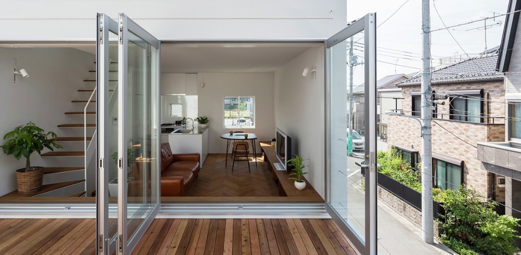 Little House With A Big Terrace In Tokyo By Takuro Yamamoto Urdesignmag