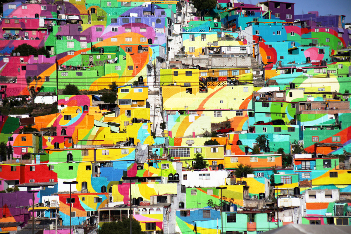 germen-crew-turns-mexican-village-into-a-rainbow-mural-urdesignmag