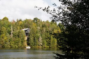 Atelier BOOM-TOWN Designs A Holiday Home For A Sister and Brother in Canada