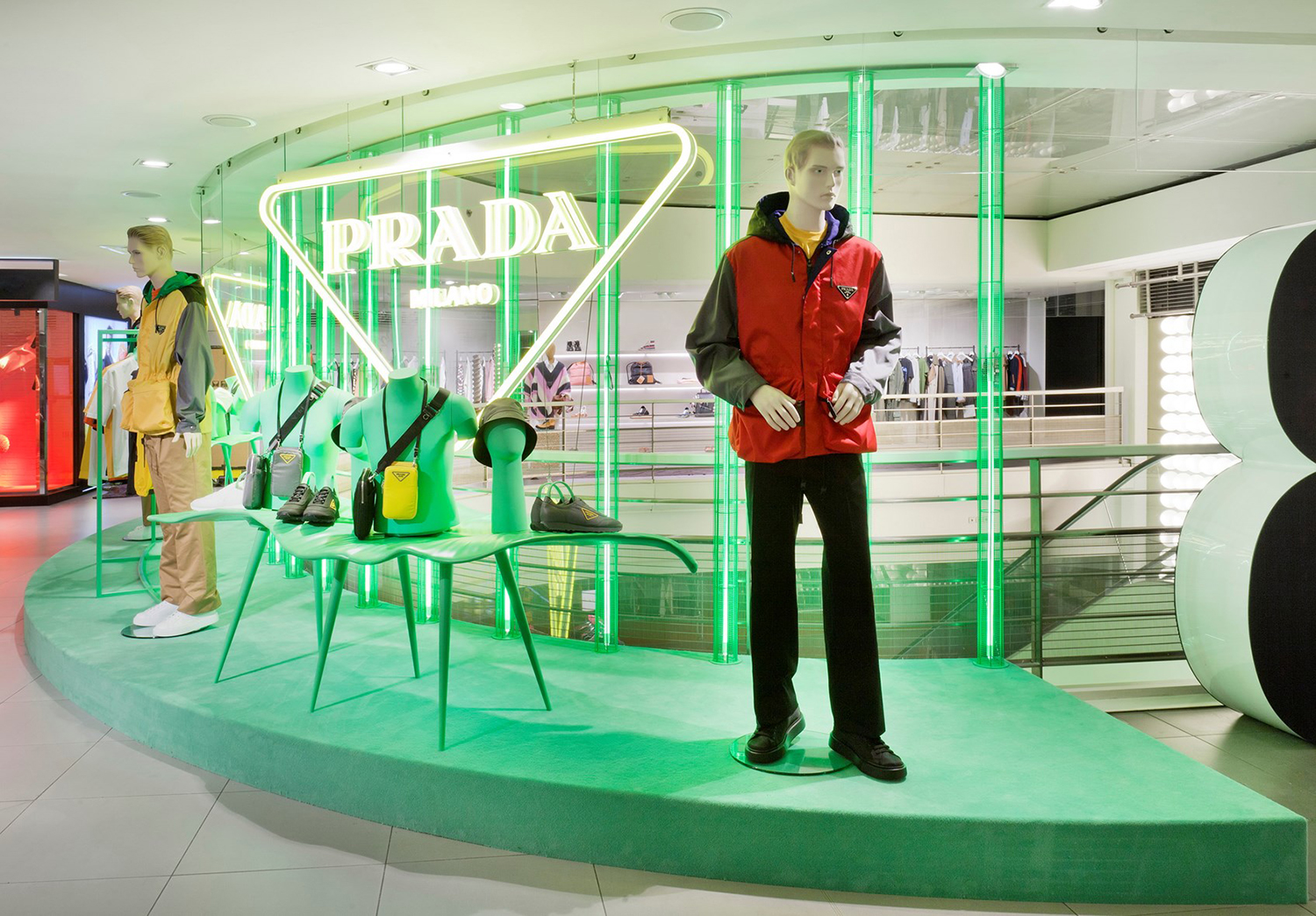 Prada Hyper Leaves, the exclusive pop up in Paris