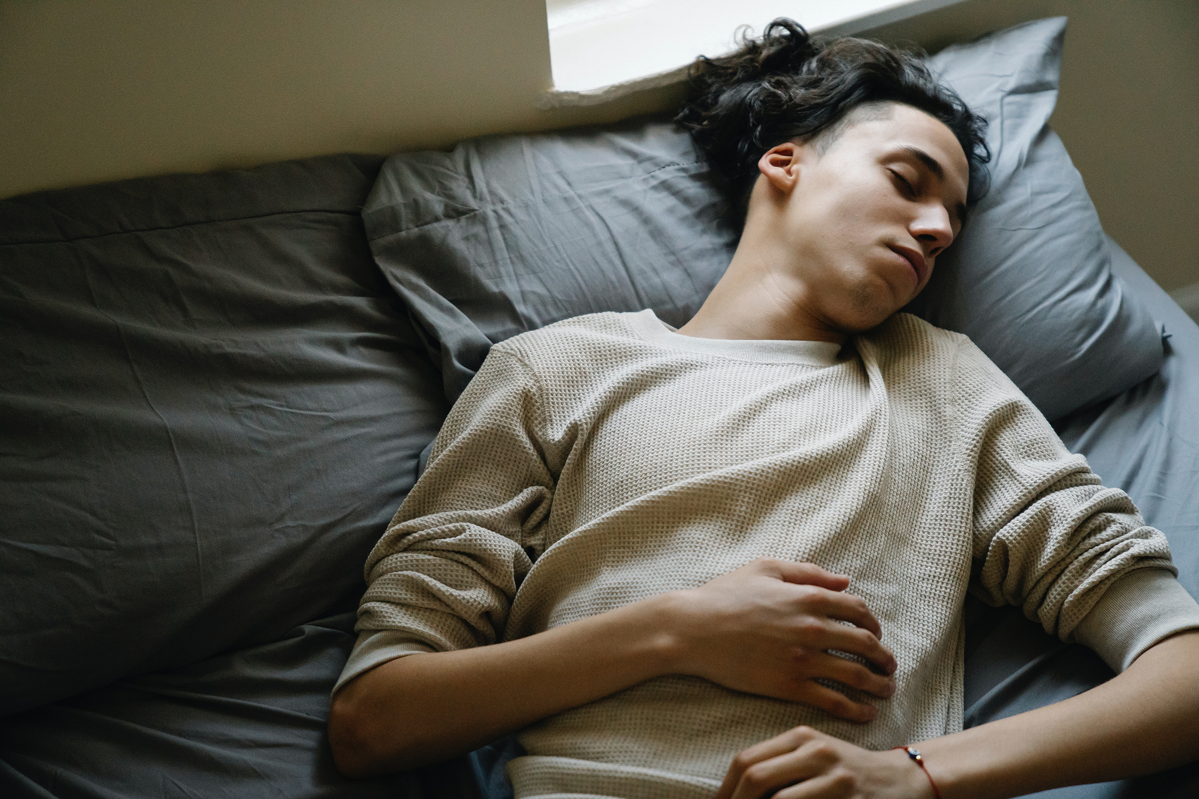 Sleep Better: The Ultimate Guide  for Sleep-Deprived Teens 