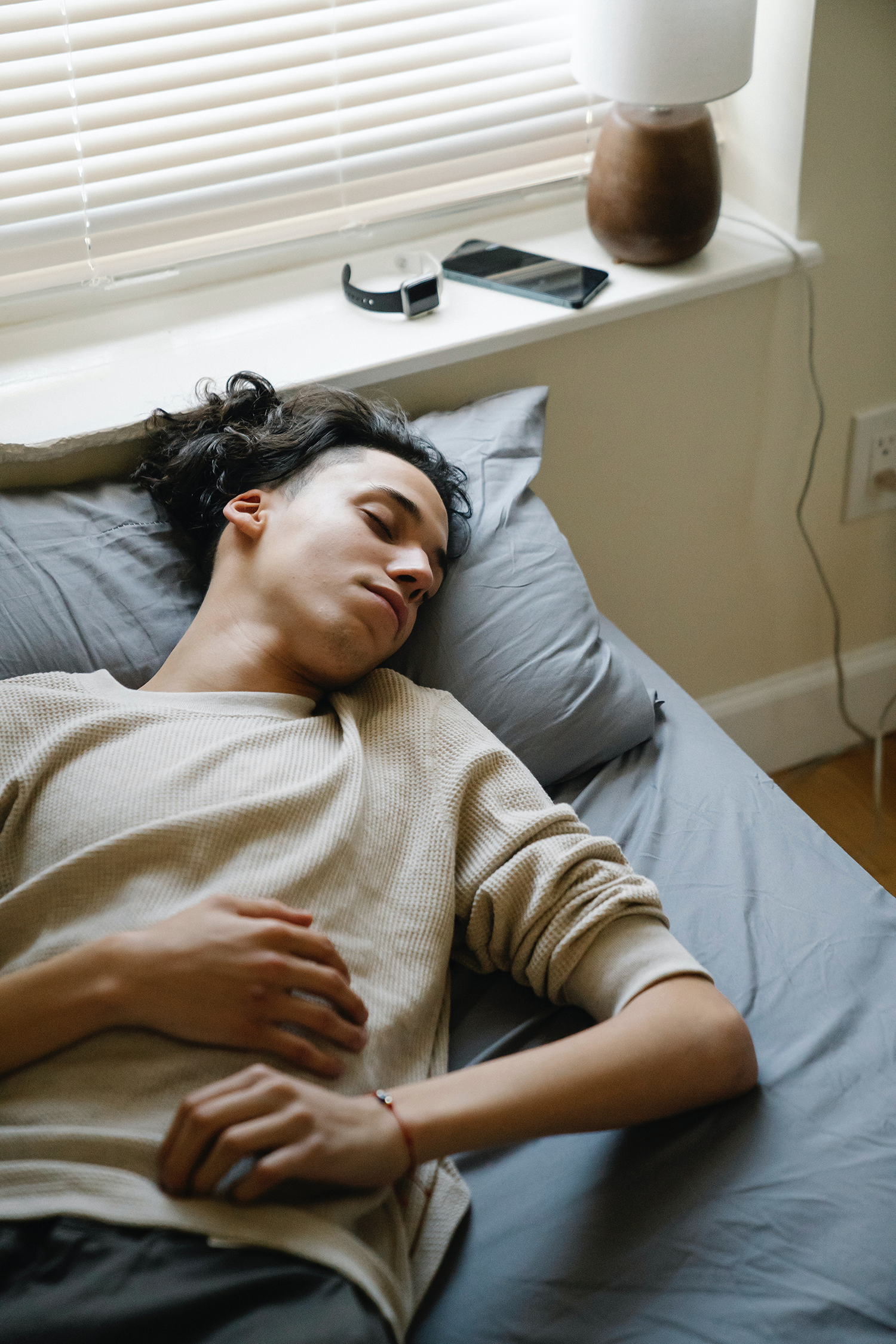 Sleep Better: The Ultimate Guide  for Sleep-Deprived Teens 