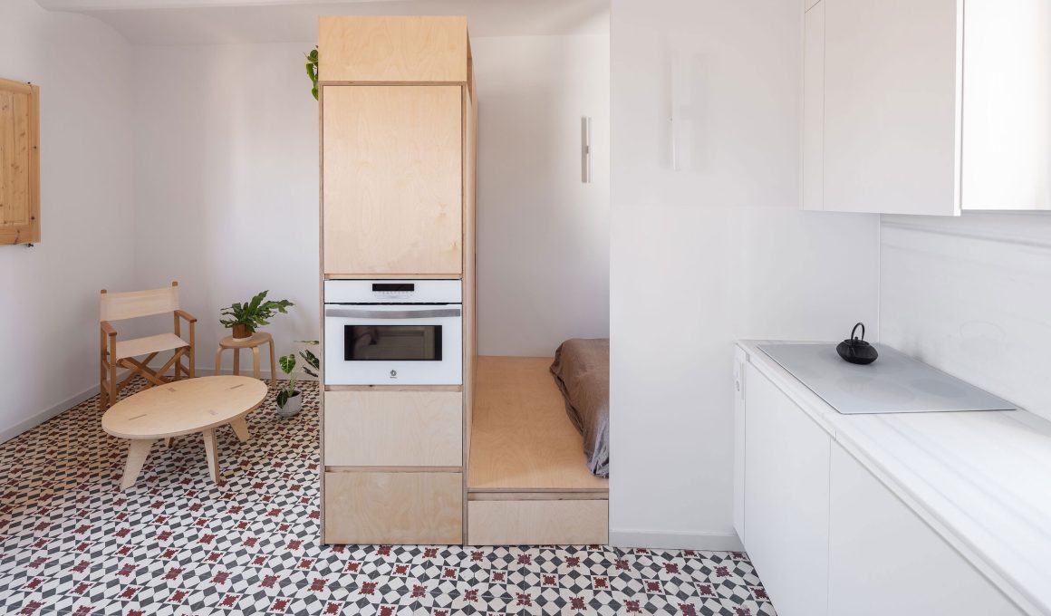 24 SQM House in Gracia, Barcelona, ES / Parramon + Tahull arquitectes