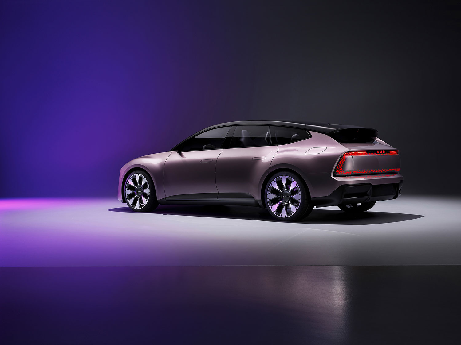 AUDI Unveils Revolutionary E Concept Sportback in China Featuring Stunning Curved 4K Touch Display