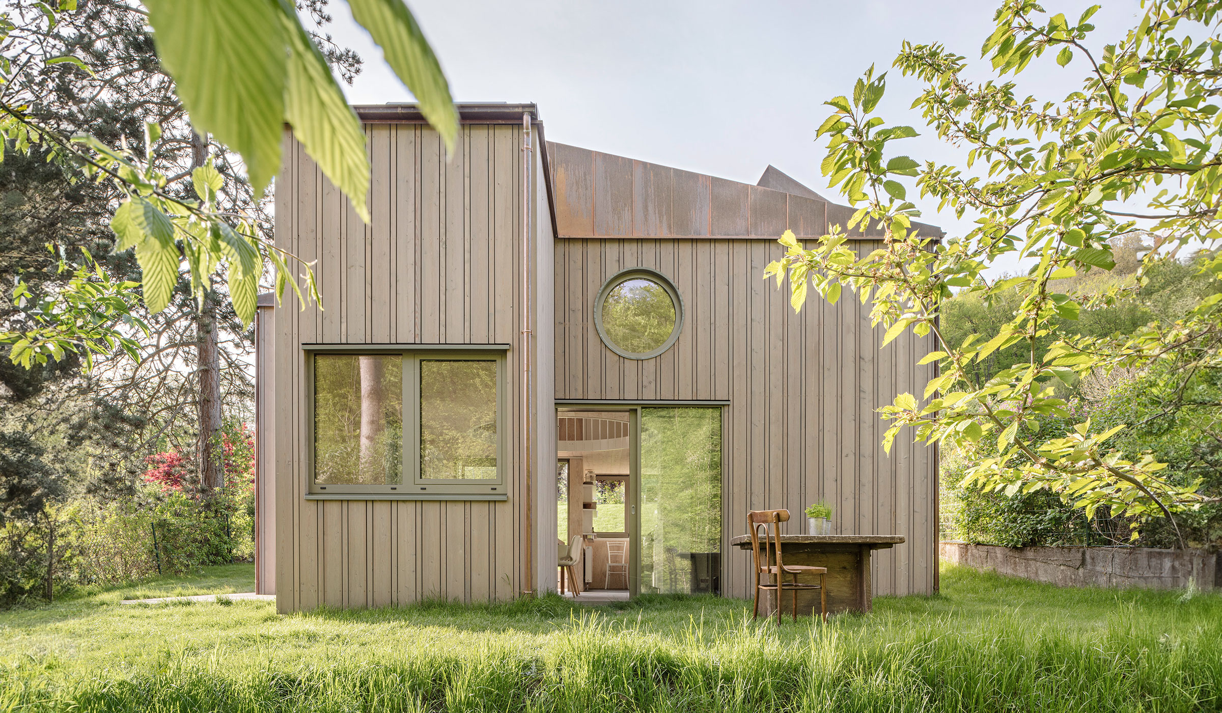 Clemens Kirsch’s Villa Minimale: A 35 SQM Tiny House Exemplifying Exceptional Space Efficiency