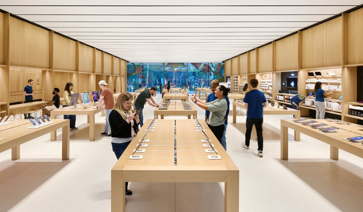 Apple Unveils a Groundbreaking Store in Miami, Marrying Technology with Sustainable Design