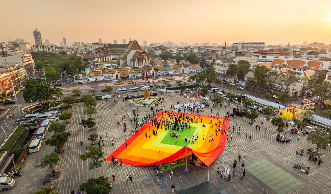 A Tapestry of Change: MVRDV's "Mega Mat" Weaves a Narrative of Recycling at Bangkok Design Week