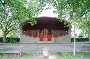 Calisthenics in Zurich: Sihlhölzli Pavilion Reborn